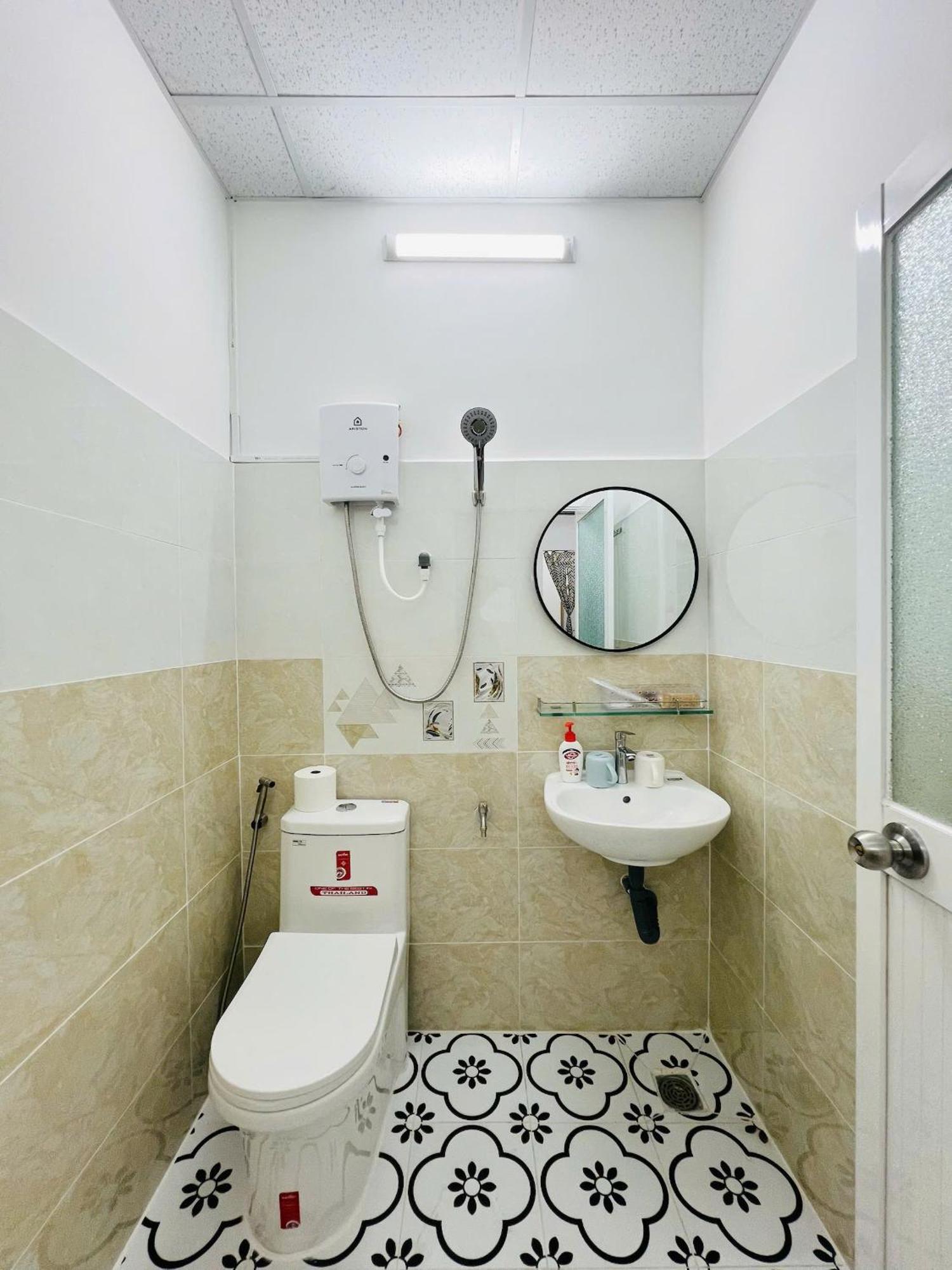 Apartment Phong-Can Ho Gan San Bay Tan Son Nhat 500M Ho Chi Minh City