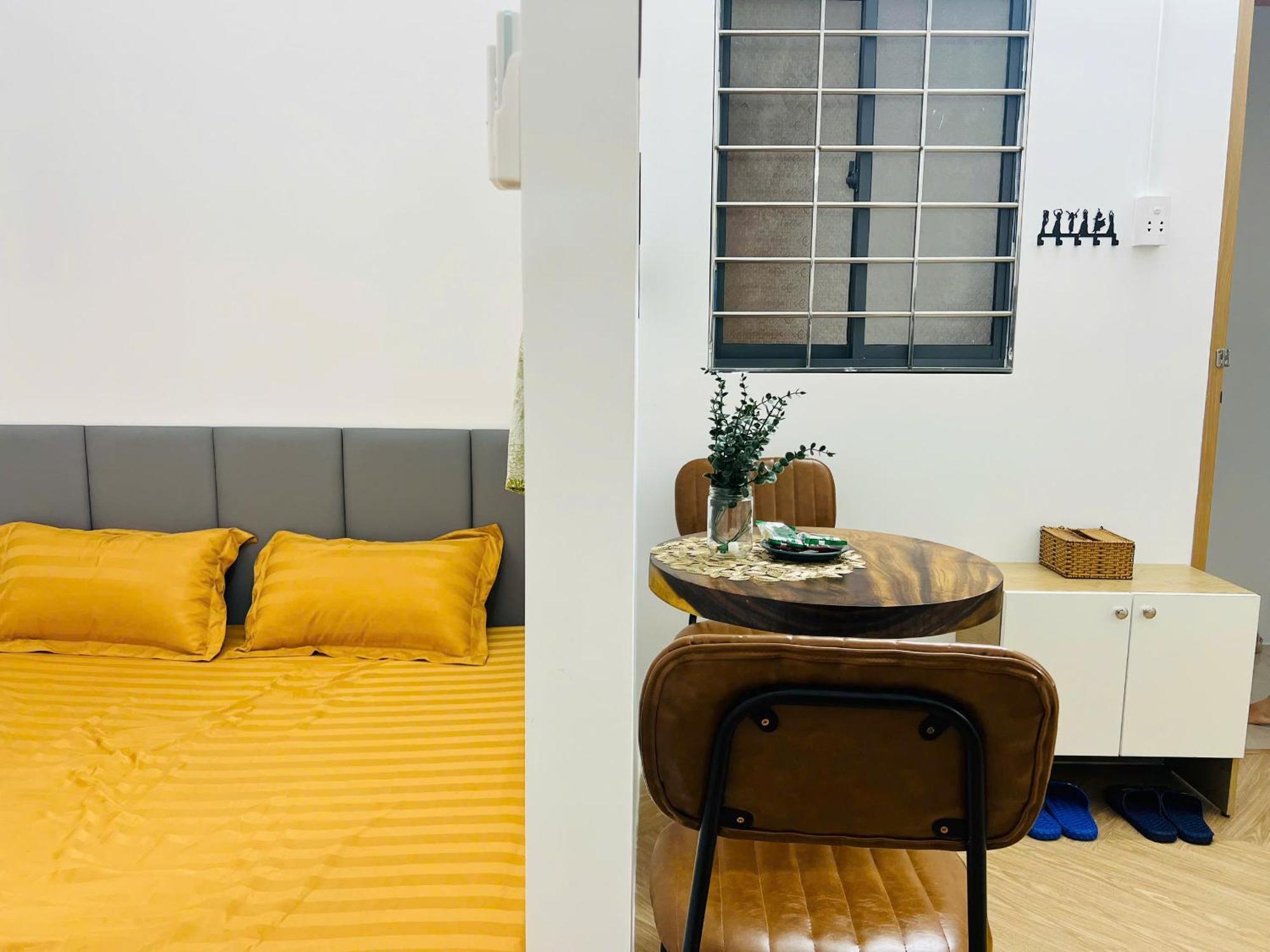 Phong-Can Ho Gan San Bay Tan Son Nhat 500M Apartment